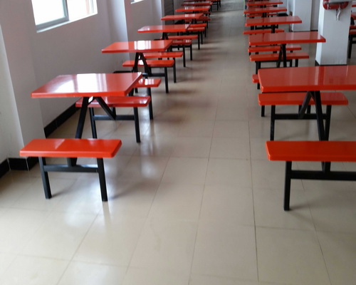 玻璃鋼（gāng）餐（cān）桌椅 (8)