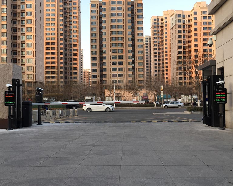 天津（jīn）市（shì）津南區人（rén）民法院