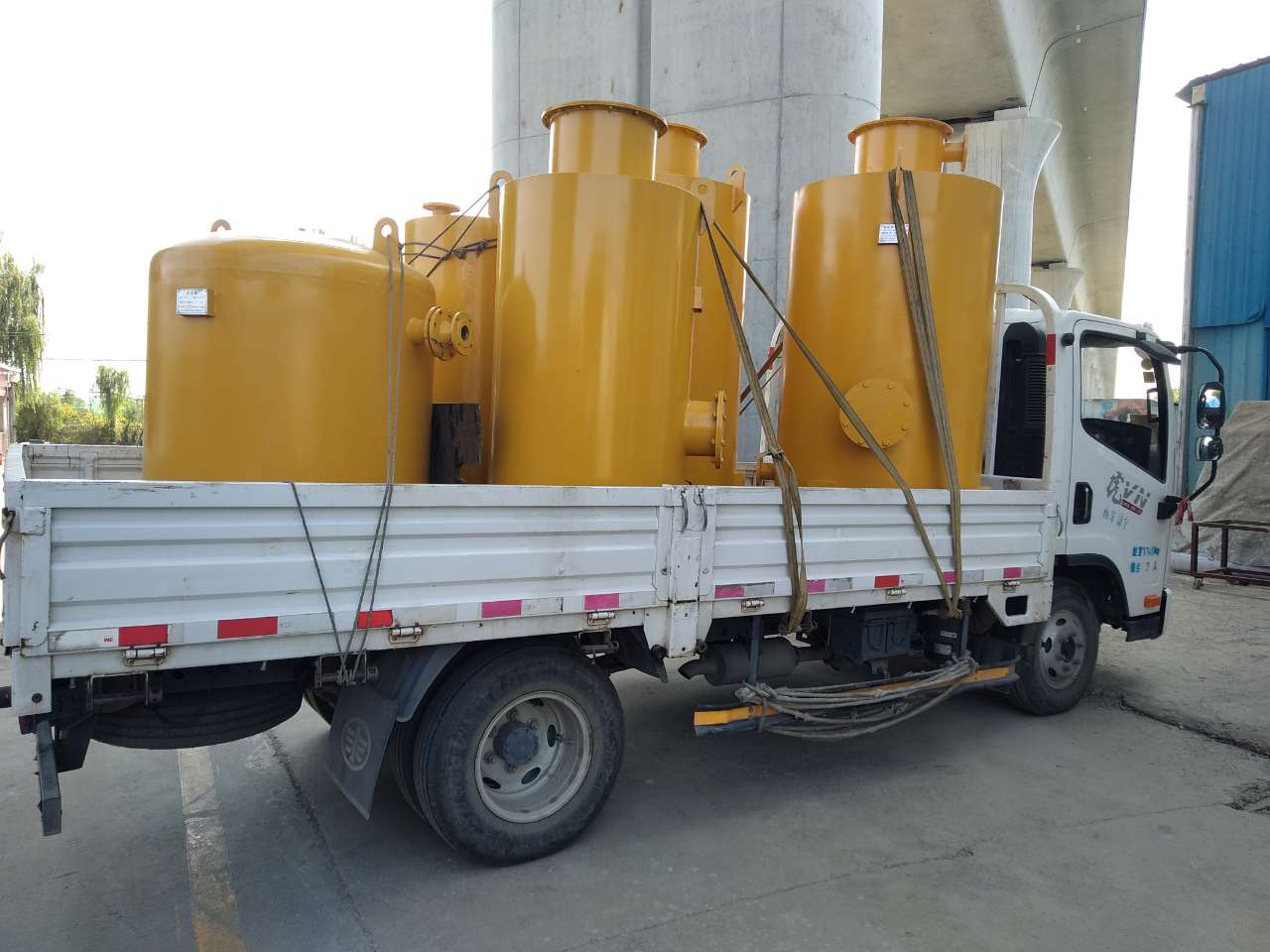 樱桃小视频牌脫硫塔發往河南案例分享